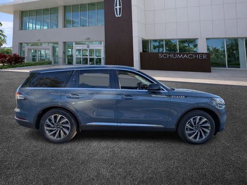 New 2026 Lincoln Aviator 2WD image 8