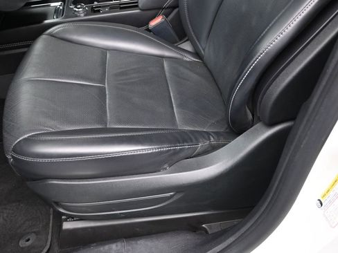 Used 2022 Lincoln Corsair FWD w/ Premium Package image 14