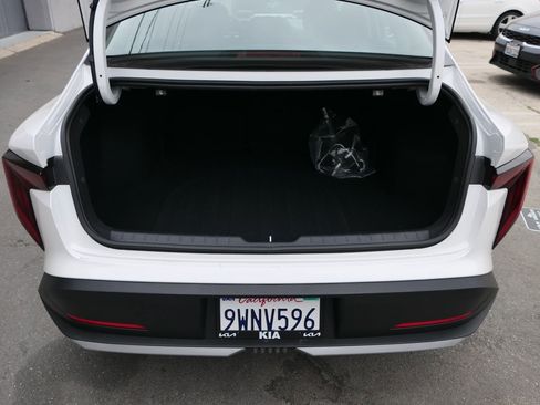 Certified 2025 Kia K4 FWD image 23