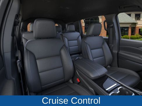 New 2026 Chevrolet Traverse LT image 16