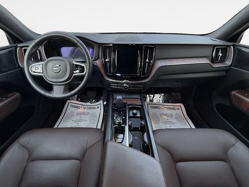 Used 2023 Volvo XC60 B5 Plus w/ Climate Package AWD/4WD image 16