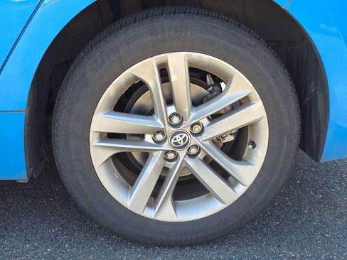 Used 2019 Toyota Corolla SE FWD image 4