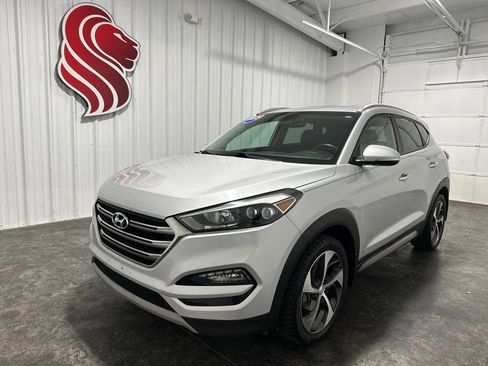 Used 2017 Hyundai Tucson Limited AWD/4WD image 1