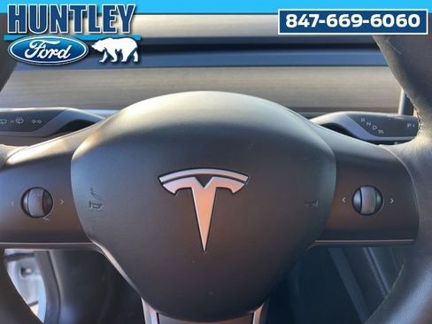 Used 2023 Tesla Model Y Long Range AWD/4WD image 27