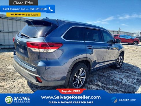 Used 2018 Toyota Highlander XLE FWD image 4