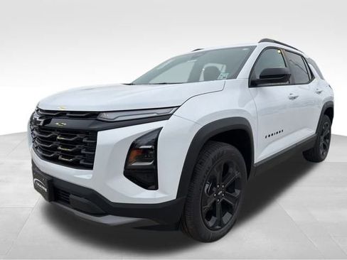 New 2026 Chevrolet Equinox LT w/ Convenience Package II AWD/4WD image 5