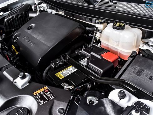 Used 2023 Chevrolet Traverse Premier image 12