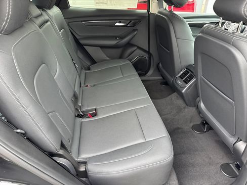 New 2025 VinFast VF 8 Eco AWD/4WD image 15