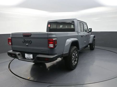 New 2026 Jeep Gladiator Sport AWD/4WD image 9