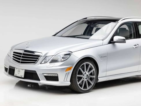 Used 2012 Mercedes-Benz E 63 AMG Wagon image 27