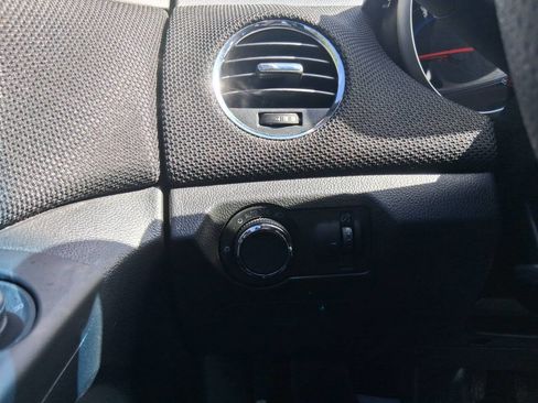 Used 2016 Chevrolet Cruze LT FWD image 29
