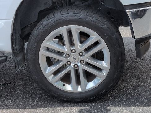 Used 2018 Ford F150 XLT w/ Equipment Group 301A Mid AWD/4WD image 11