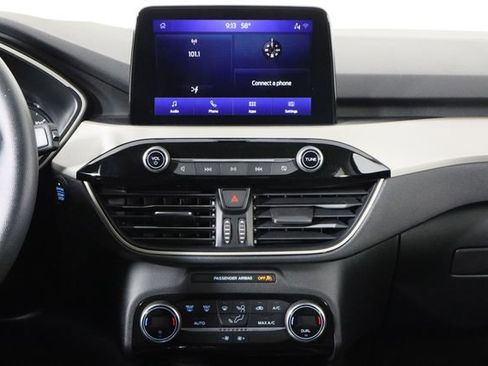 Used 2021 Ford Escape SE image 27