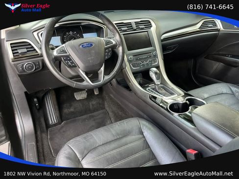 Used 2016 Ford Fusion SE w/ Equipment Group 202A FWD image 6