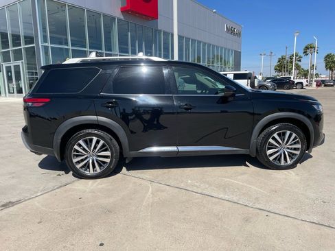 Certified 2022 Nissan Pathfinder Platinum w/ Cargo Package image 2