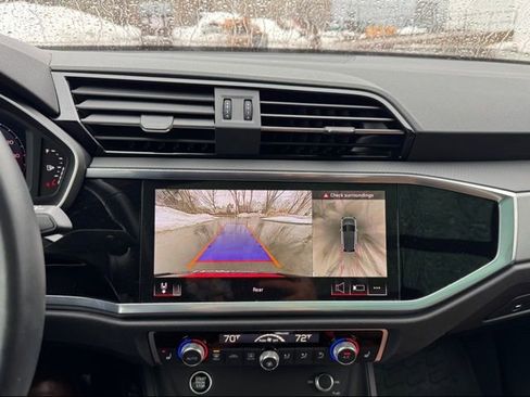 Used 2023 Audi Q3 2.0T Premium Plus w/ Premium Plus Package image 18