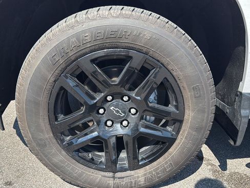 Used 2023 Chevrolet Silverado 1500 RST w/ Protection Package AWD/4WD image 15