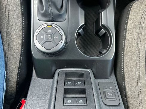 Used 2025 Ford Bronco Big Bend AWD/4WD image 28