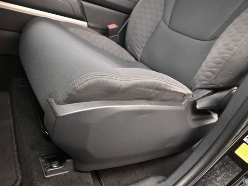 Used 2022 Toyota Tundra SR5 w/ TRD Off-Road Package image 15