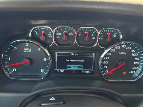 Used 2018 Chevrolet Tahoe Premier w/ RST 6.2L Performance Edition RWD image 16