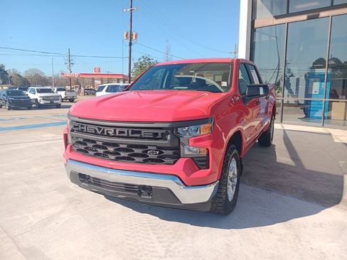 Used 2023 Chevrolet Silverado 1500 W/T w/ WT Value Package image 3