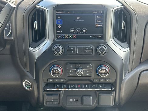 Used 2019 Chevrolet Silverado 1500 LTZ w/ LTZ Plus Package image 25