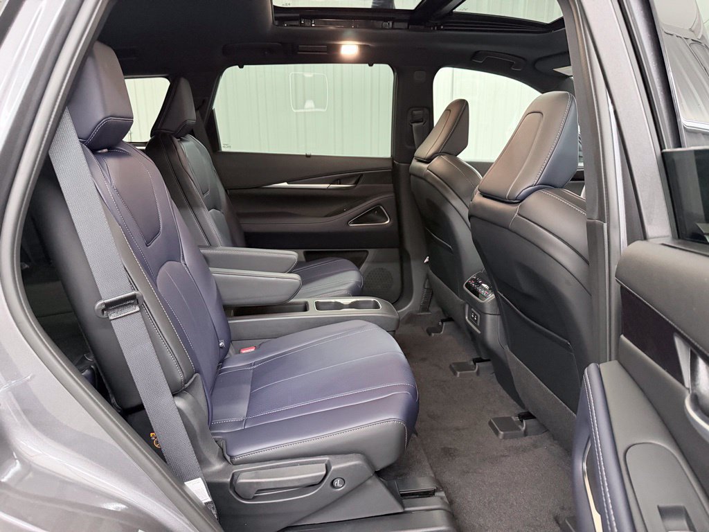 Certified 2026 INFINITI QX60 Sport w/ Dark Cargo Package AWD/4WD image 41