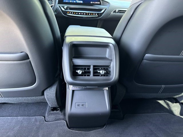 Certified 2024 Cadillac Lyriq Tech AWD/4WD image 16