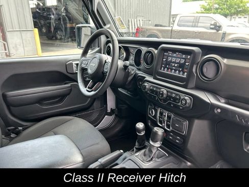 Certified 2023 Jeep Wrangler Unlimited w/ Cold Weather Group AWD/4WD image 42