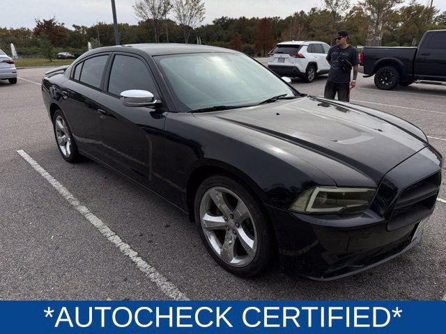 Used 2012 Dodge Charger SXT w/ Rallye Appearance Group RWD image 2