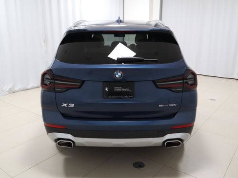 Used 2023 BMW X3 sDrive30i w/ Premium Package image 4