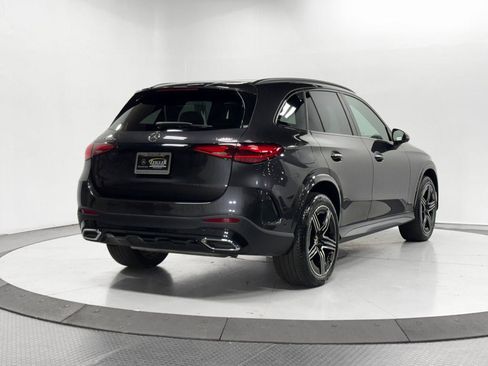 Used 2025 Mercedes-Benz GLC 350e GLC 350e w/ AMG Line image 36