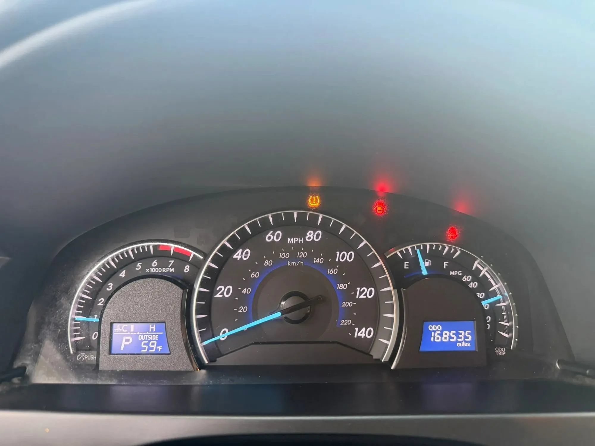 Used 2012 Toyota Camry XLE w/ Leather Pkg FWD image 16