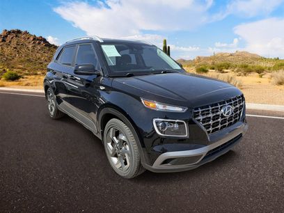 Used 2020 Hyundai Venue SEL w/ Convenience + Premium Package