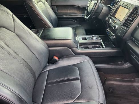 Used 2020 Ford Expedition Max Limited w/ Texas Edition Package RWD image 14