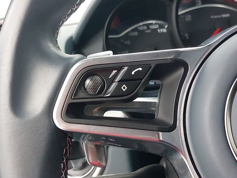 Certified 2025 Porsche 718 Cayman RWD image 15