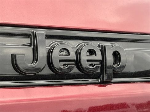 New 2025 Jeep Grand Cherokee Limited w/ Trailer Tow Package image 46