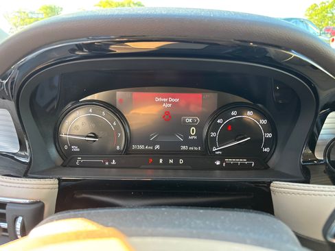 Certified 2022 Lincoln Corsair AWD w/ Premium Package image 15