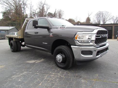 Used 2019 RAM 3500 Tradesman w/ Chrome Appearance Group image 1