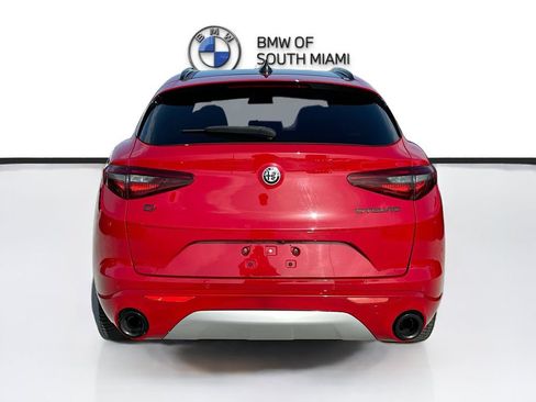 Used 2022 Alfa Romeo Stelvio Veloce AWD/4WD image 6