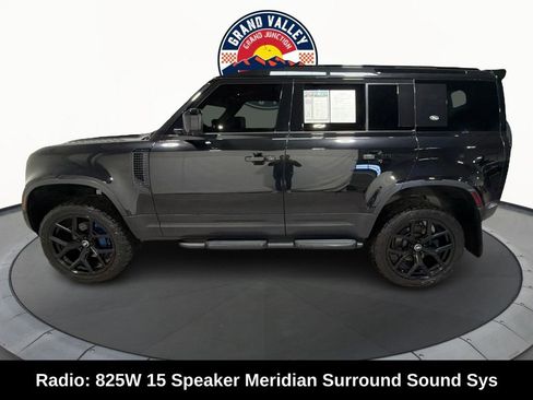 Used 2022 Land Rover Defender 110 SE image 9