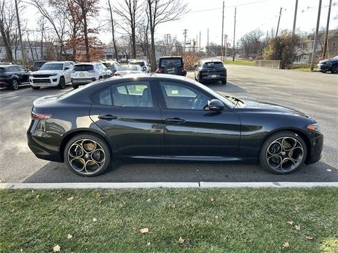New 2025 Alfa Romeo Giulia AWD w/ Driving Assist Package image 9