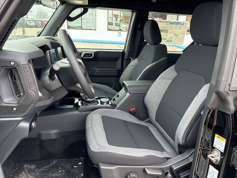 New 2026 Ford Bronco 4-Door AWD/4WD image 17