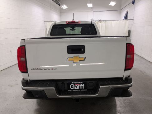 Used 2020 Chevrolet Colorado W/T w/ WT Convenience Package AWD/4WD image 8