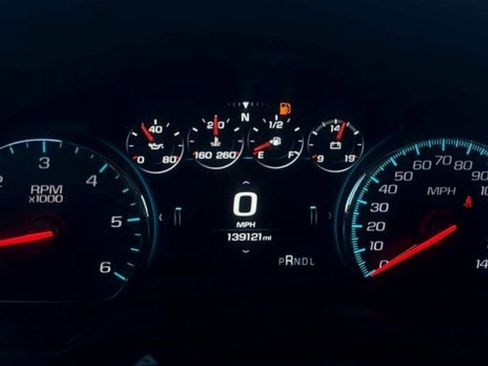 Used 2019 GMC Yukon XL Denali w/ Denali Ultimate Package AWD/4WD image 12