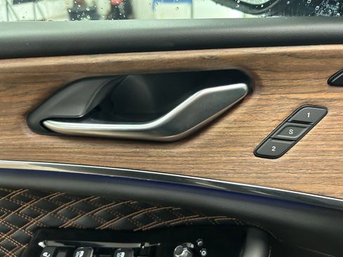 Certified 2023 Jeep Grand Cherokee Summit w/ Adv Protech Group IV image 12