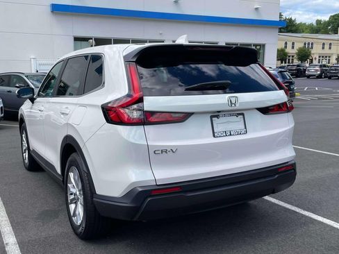 Used 2023 Honda CR-V EX image 7