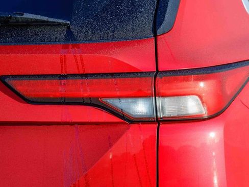 Used 2024 Mitsubishi Outlander SEL FWD image 10