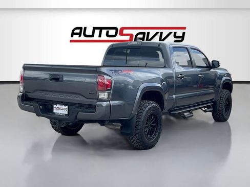 Used 2022 Toyota Tacoma TRD Sport w/ Technology Package AWD/4WD image 7