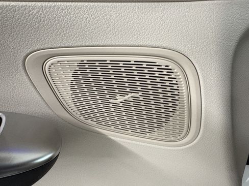 Certified 2025 Mercedes-Benz GLC 350e 4MATIC image 27